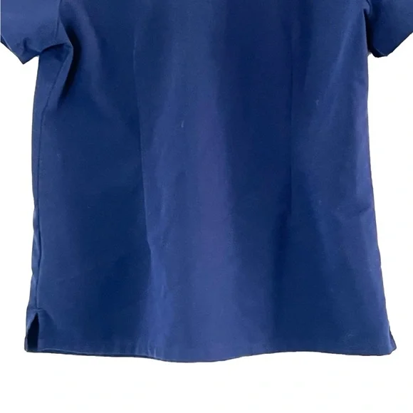 FIGS | Blue v-neck short sleeve technician medical scrubs shirt size med… - Picture 8 of 8